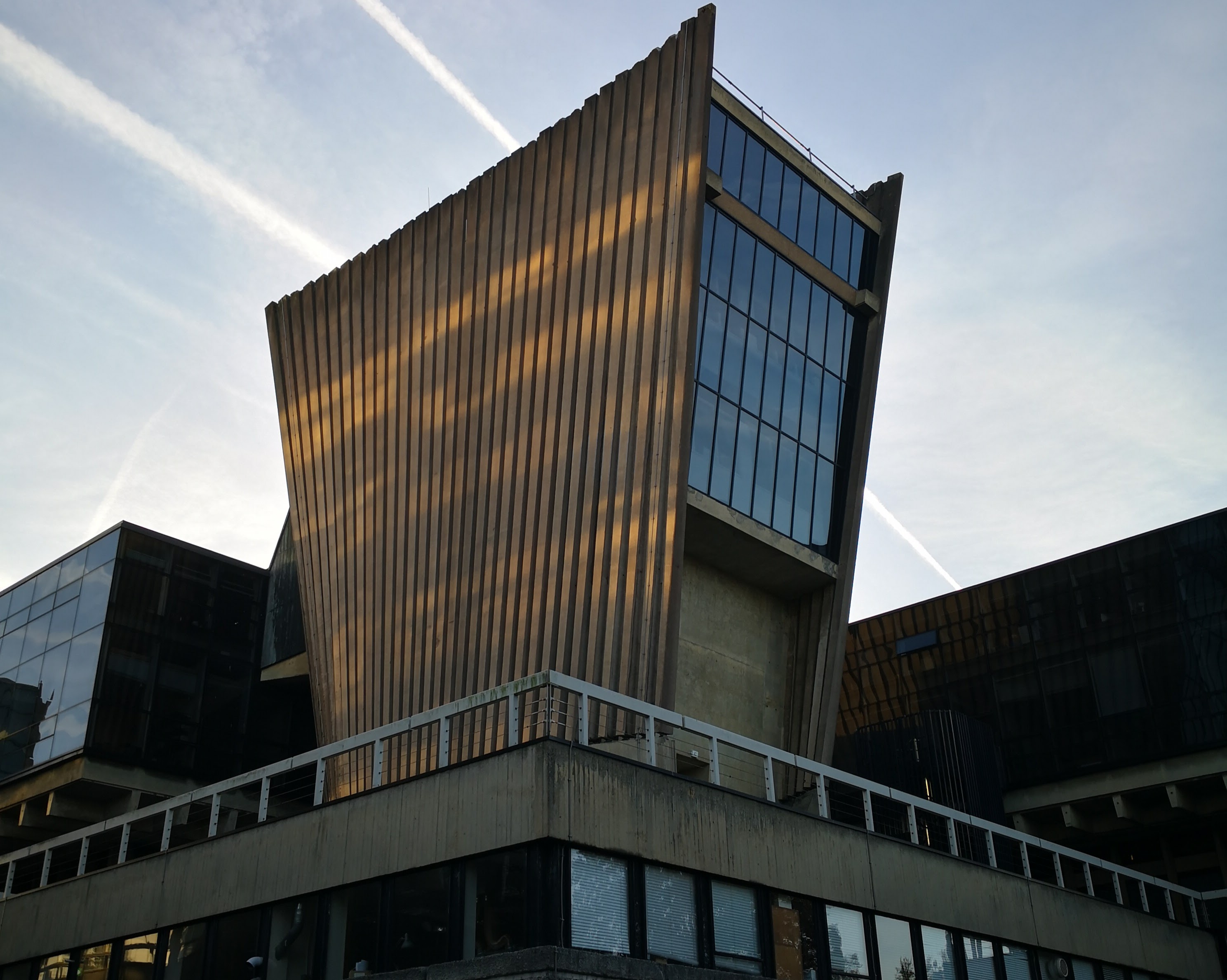 (234) Smartish Buildings